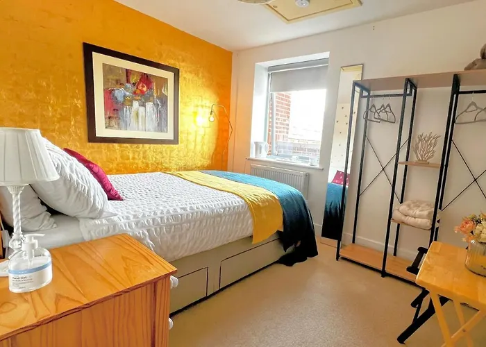 Gold Penthouse Room 5Min To Basingstoke Hospital
